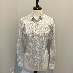 Ann Mashburn, Size Medium White Patterned Shirt